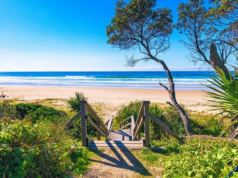 Stairs to the beach at Illaroo campground in Yuraygir National Park. Photo: Jessica Robertson ©